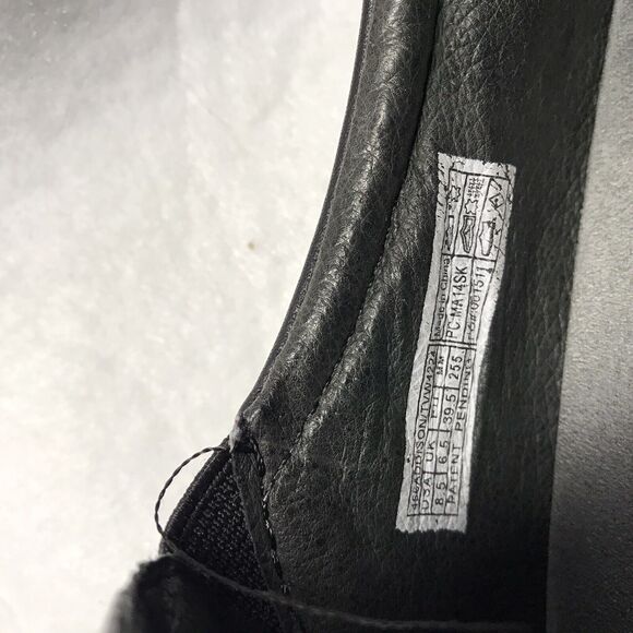 Vionic Addison Black Leather Slip On Comfort Loafer w Orthaheel  Size 8.5 shoe - Picture 7 of 7